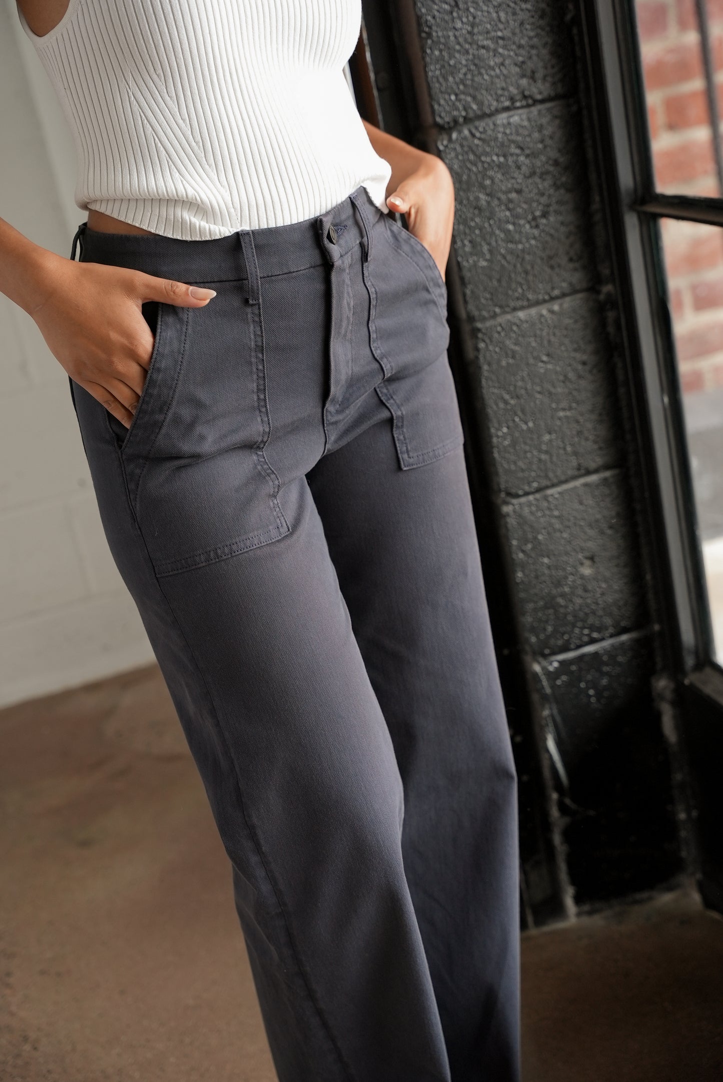 The Malibu Wide Baker | Charcoal