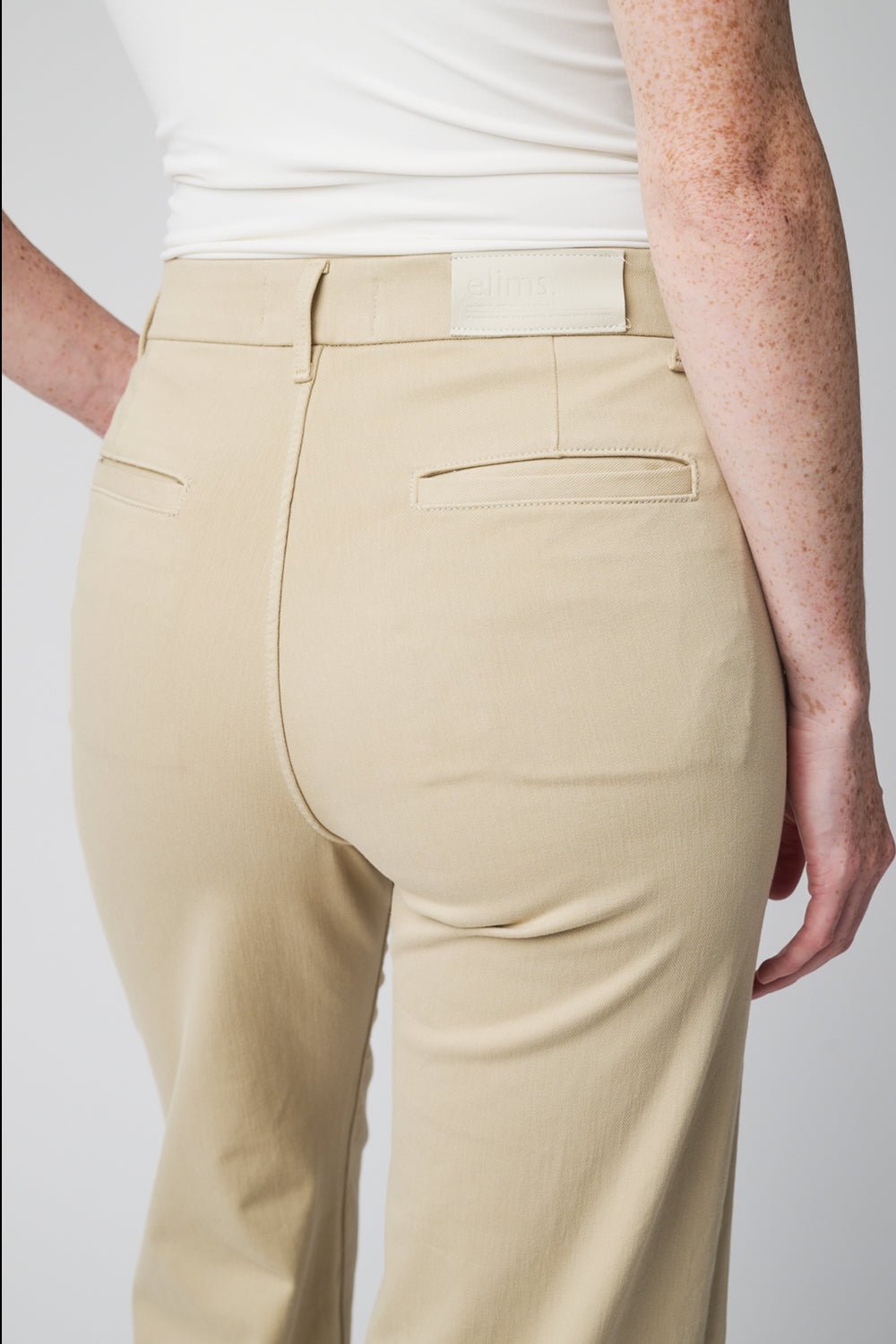 The Malibu Wide Chino Cropped | Oat