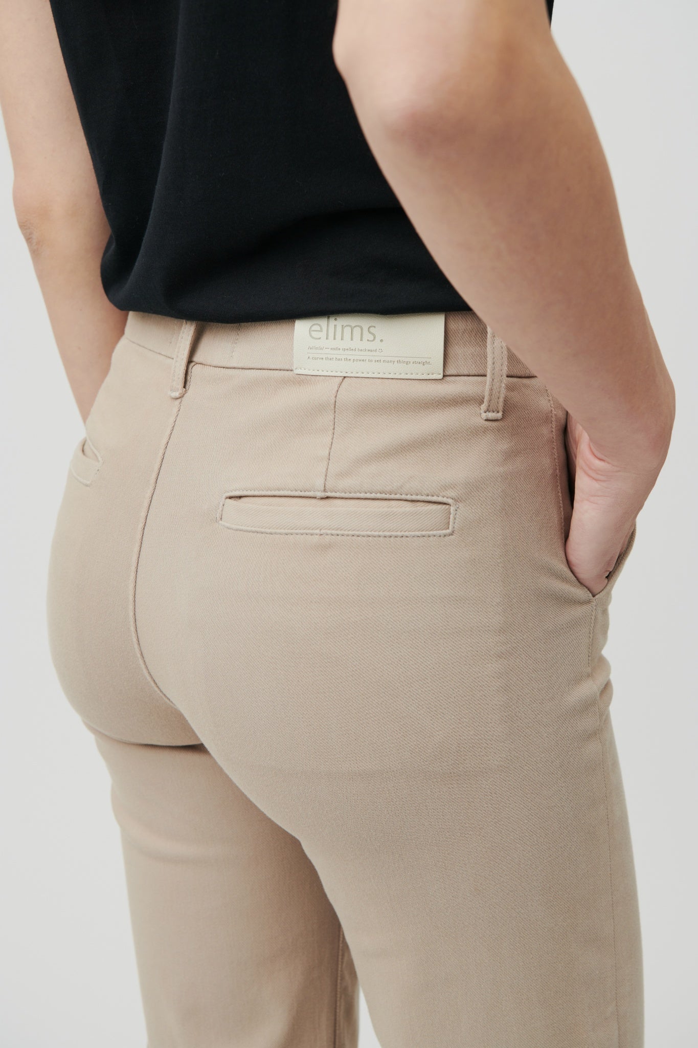 The Malibu Wide Chino Cropped | Sand