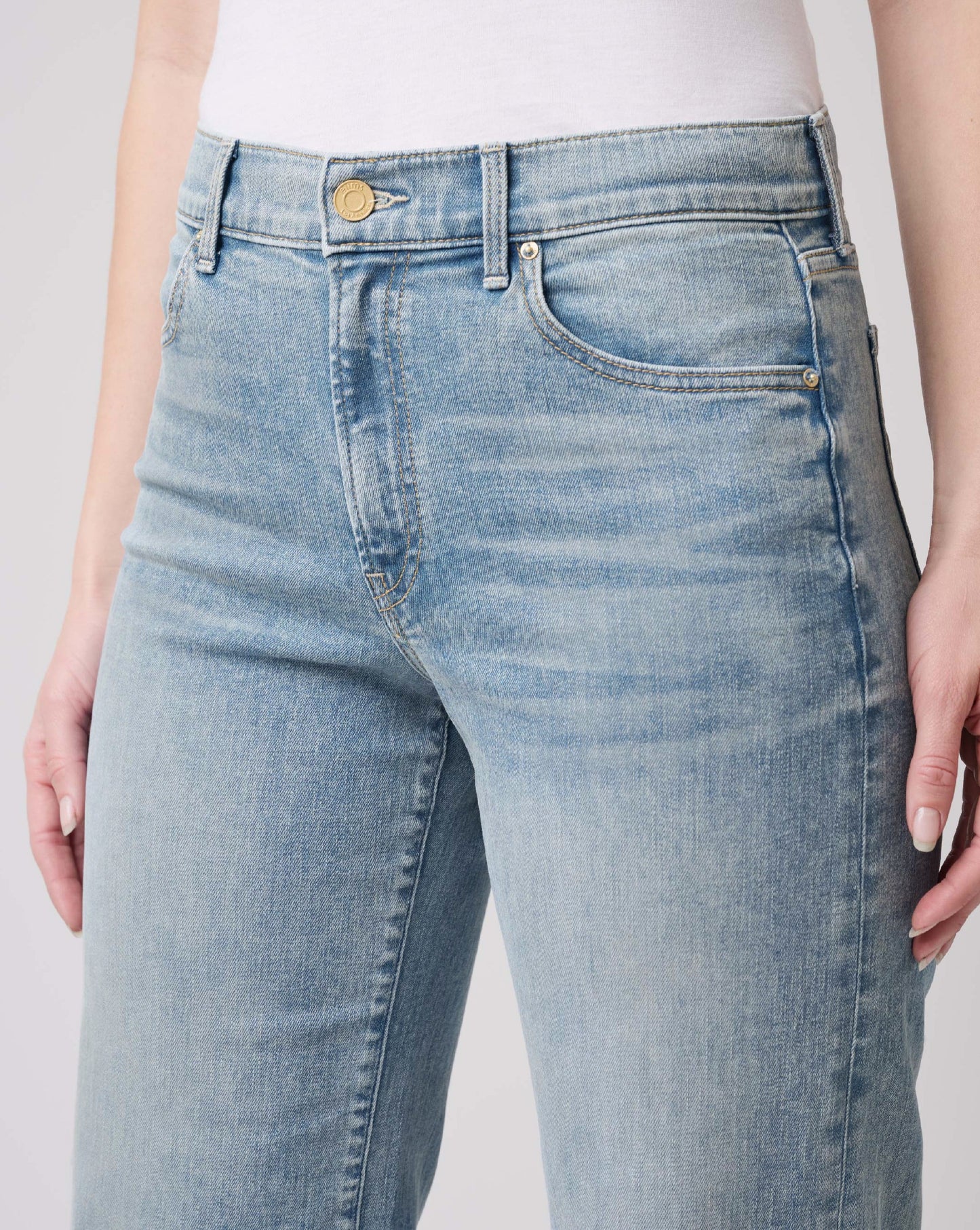 The Malibu Wide Denim Cropped  |  Pebble